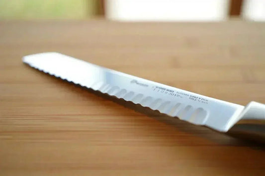 Comment aiguiser un couteau dentelé facilement et efficacement