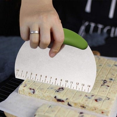 Coupe Pâte - PastryCutter™ - Vert - Mon Univers Cuisine