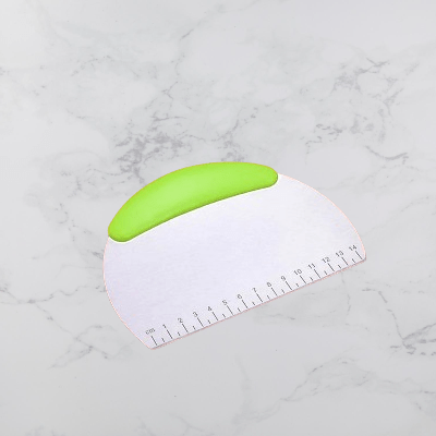 Coupe Pâte - PastryCutter™ - Vert - Mon Univers Cuisine