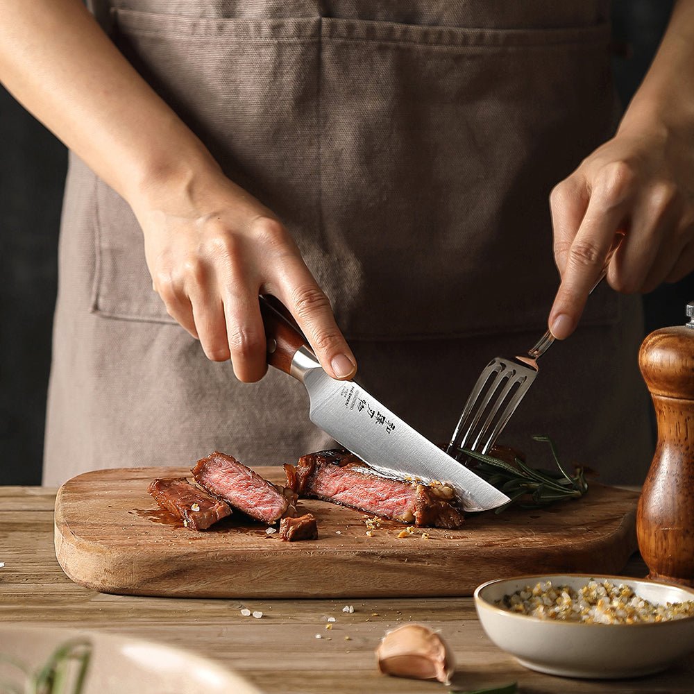 Couteau à Steak Hezhen en Acier Allemand 1.4116 | Manche en Bois Rouge - Mon Univers Cuisine